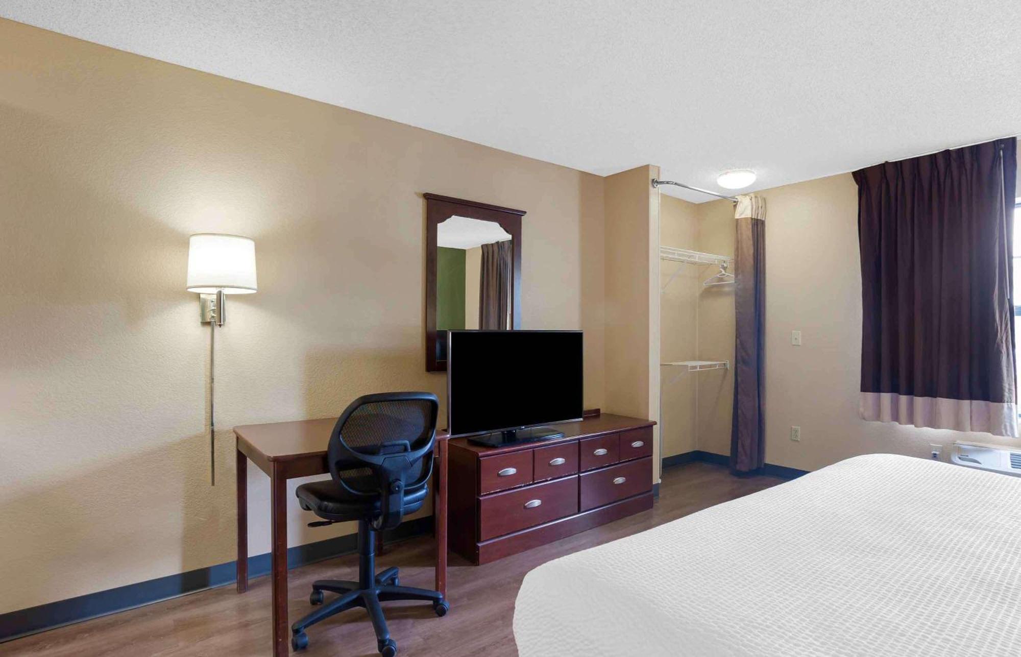Extended Stay America Suites - Louisville - Alliant Avenue Exterior foto